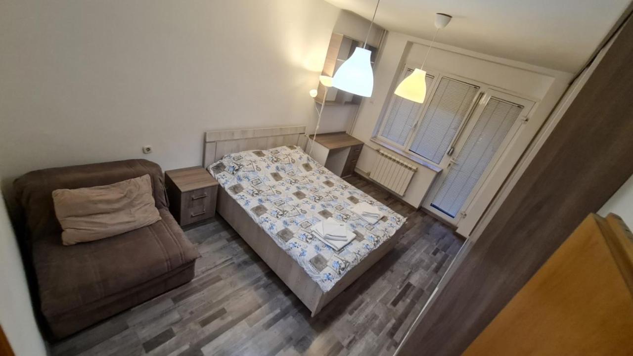 Center Cosy Apartment Skopje Luaran gambar
